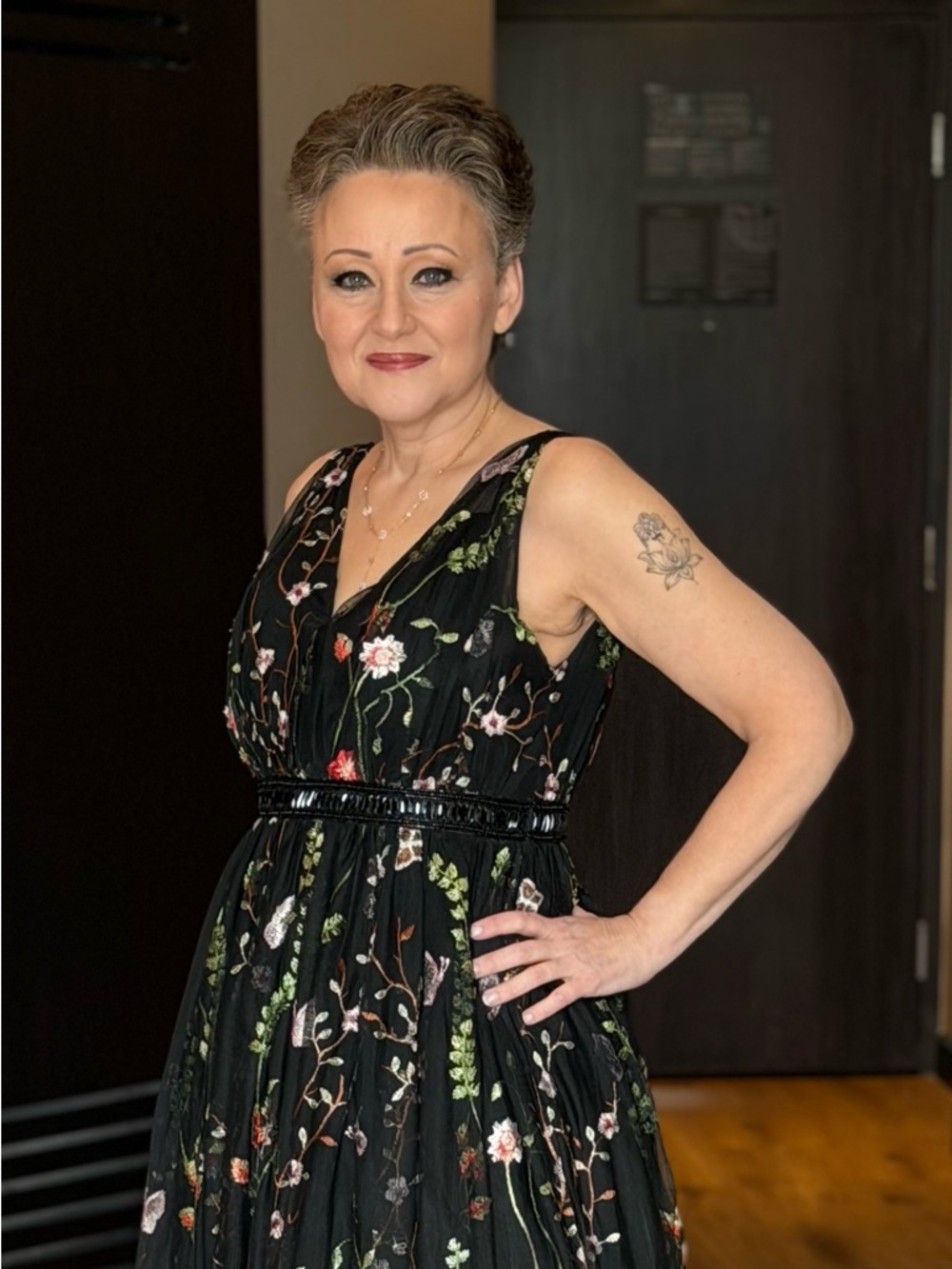 Meet your Posher, Lora
